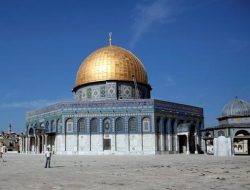 Muslim Palestina Masih di Larang Masuk Masjid Al-Aqsa
