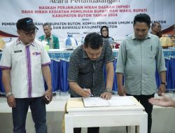 Teken NPHD, Pj. Bupati Buton Ingatkan Netralitas ASN