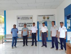 UPTD Pelabuhan Fery Kamaru-Wanci Ajak Penumpang Nyanyikan Lagu Kebangsaan