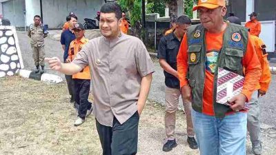 Bupati Buton Serahkan Truk Serbaguna BNPB untuk Perkuat Kesiapsiagaan BPBD