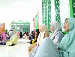 Maulid Nabi di Masjid Al-Akbar Kamaru, Warga Diajak Teladani Akhlak Rasulullah